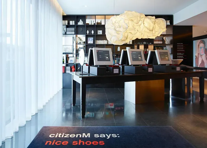 citizenM Schiphol Airport